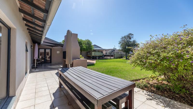 4 Bedroom Property for Sale in Duynefontein Western Cape